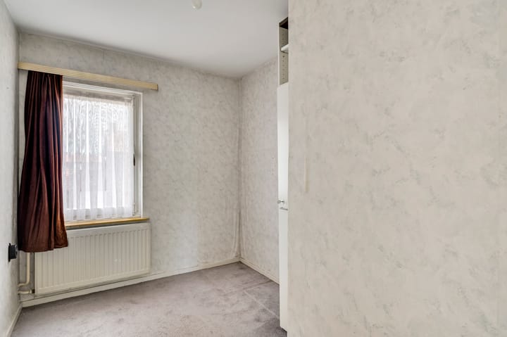 Foto 20 van Esdoornlaan 9