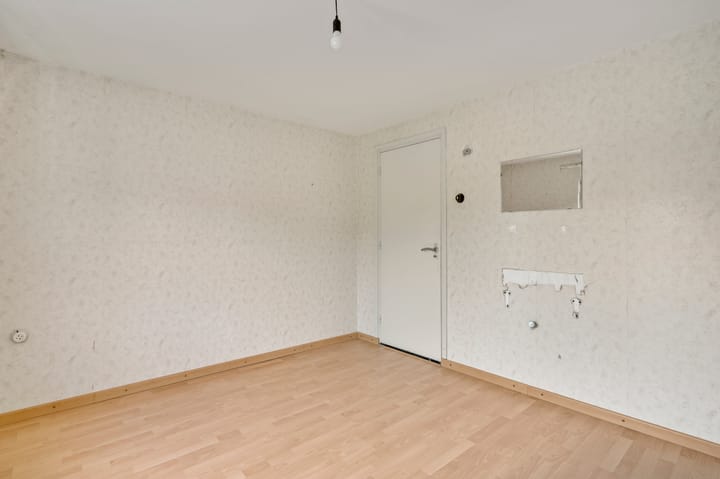 Foto 22 van Esdoornlaan 9