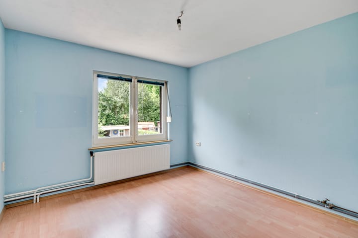 Foto 23 van Esdoornlaan 9