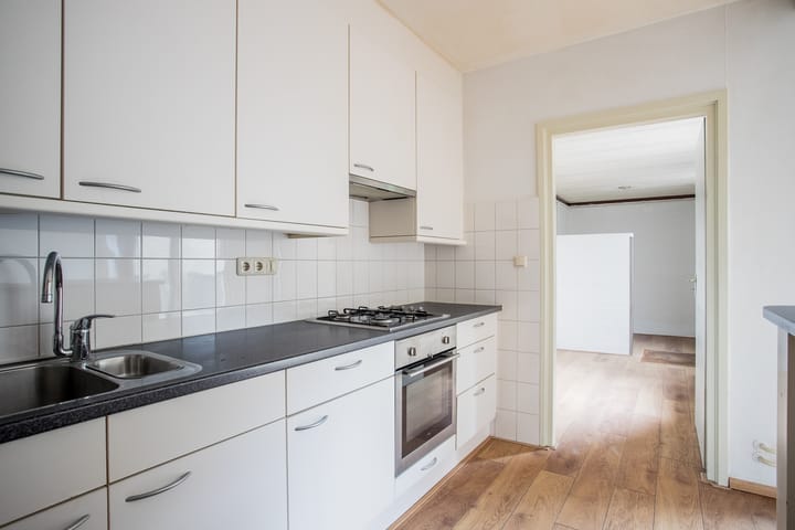 Photo 13 of Röntgenstraat 22