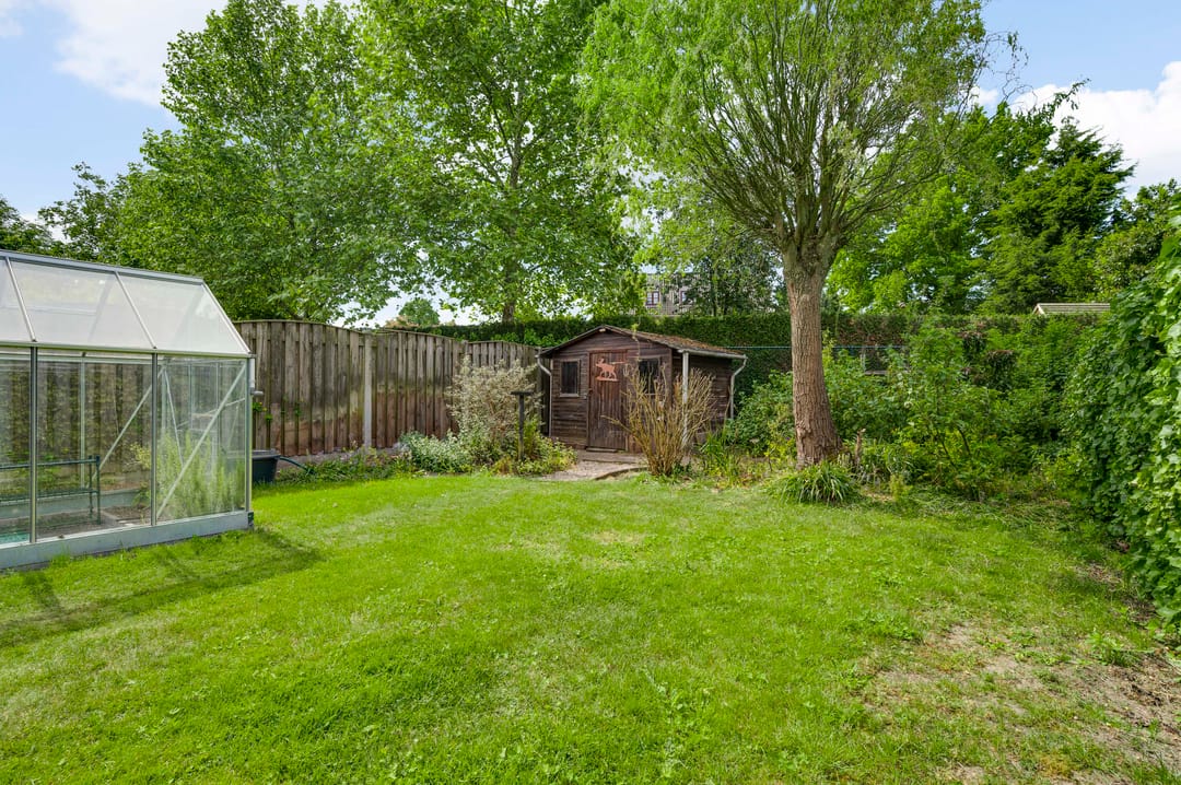 Foto 31 van Esdoornlaan 9