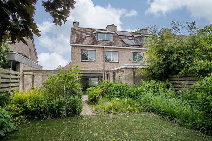 Photo 34 of Röntgenstraat 22