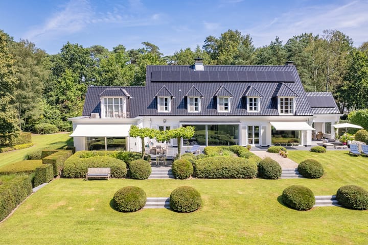 Photo 2 of Struikenlaan 13