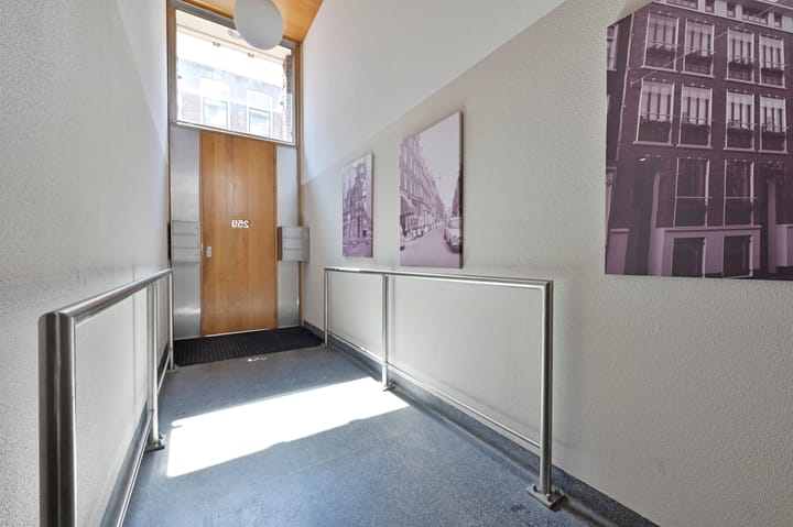 Photo 30 of Govert Flinckstraat 257