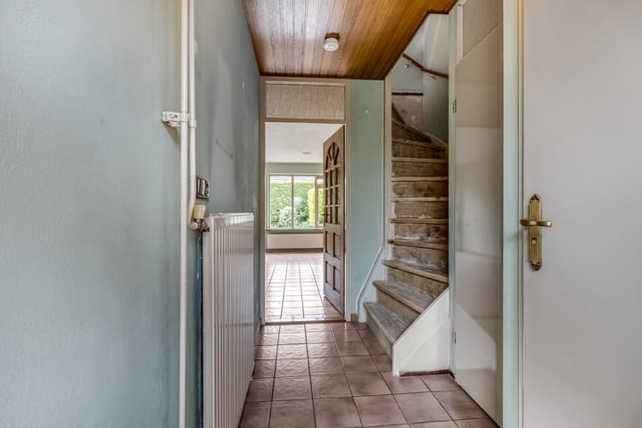 Foto 9 van Van Miereveltstraat 13