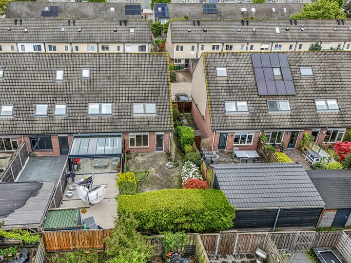 Foto 31 van Van Miereveltstraat 13