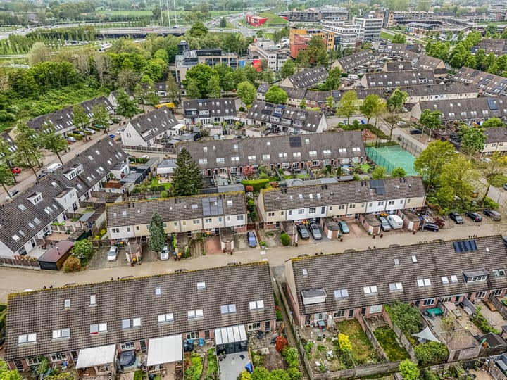 Foto 32 van Van Miereveltstraat 13