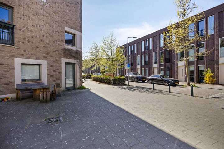 Foto 7 van Medinastraat 11