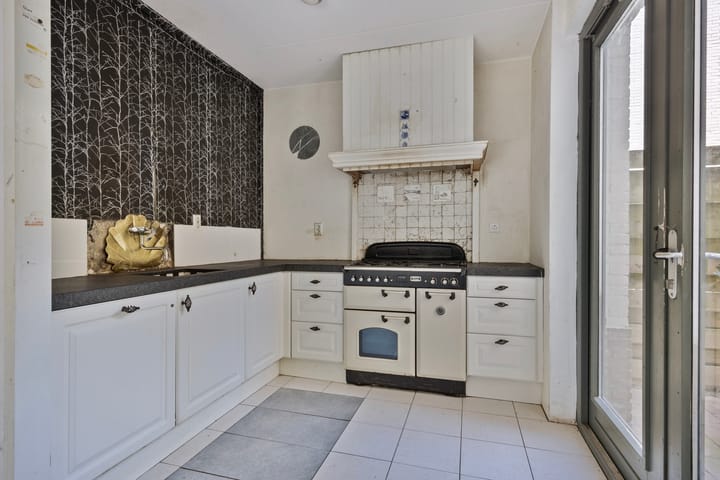 Foto 14 van Medinastraat 11