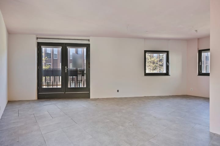 Foto 16 van Medinastraat 11