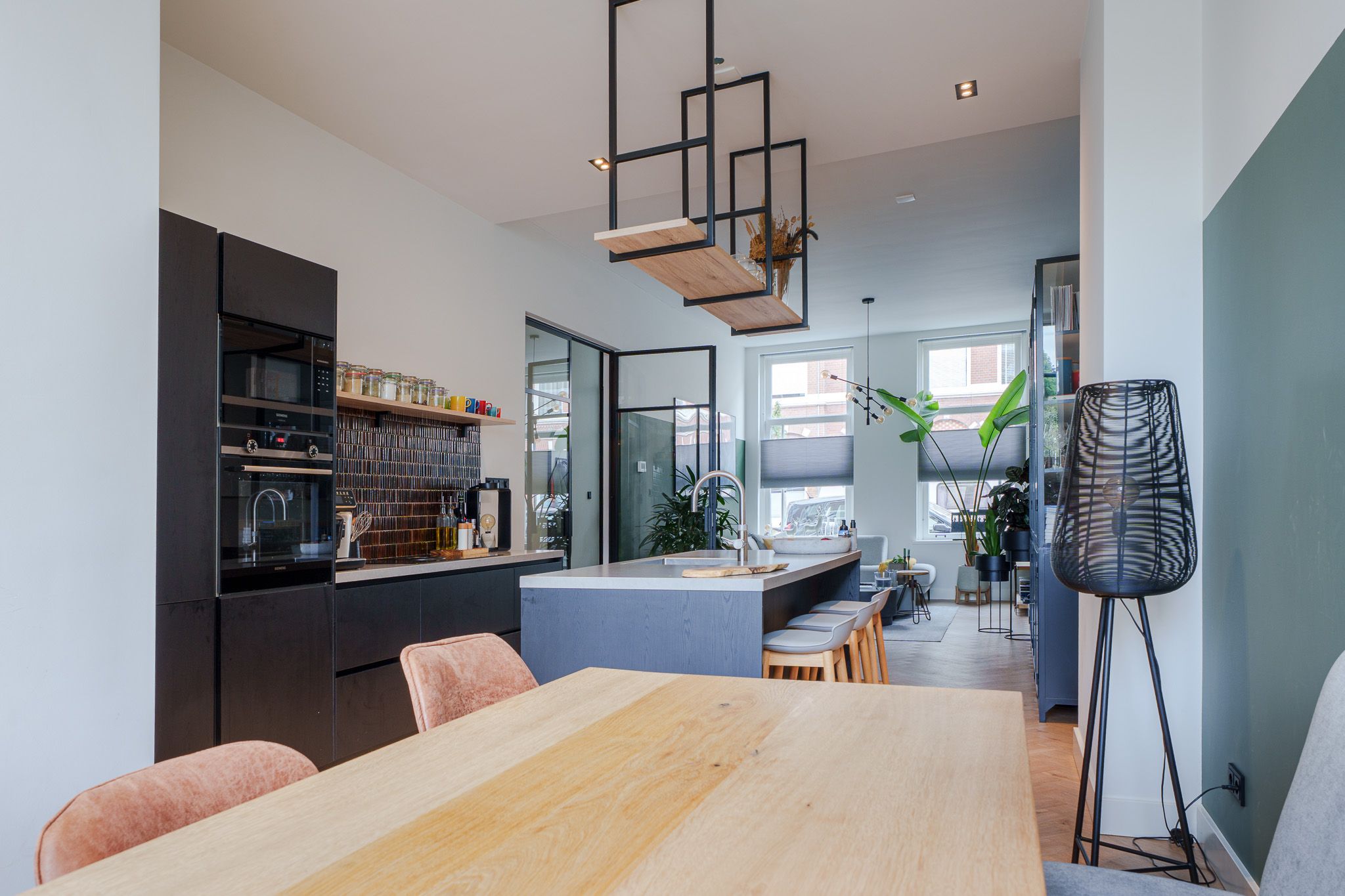 Foto 3 van Rijklof van Goensstraat 48