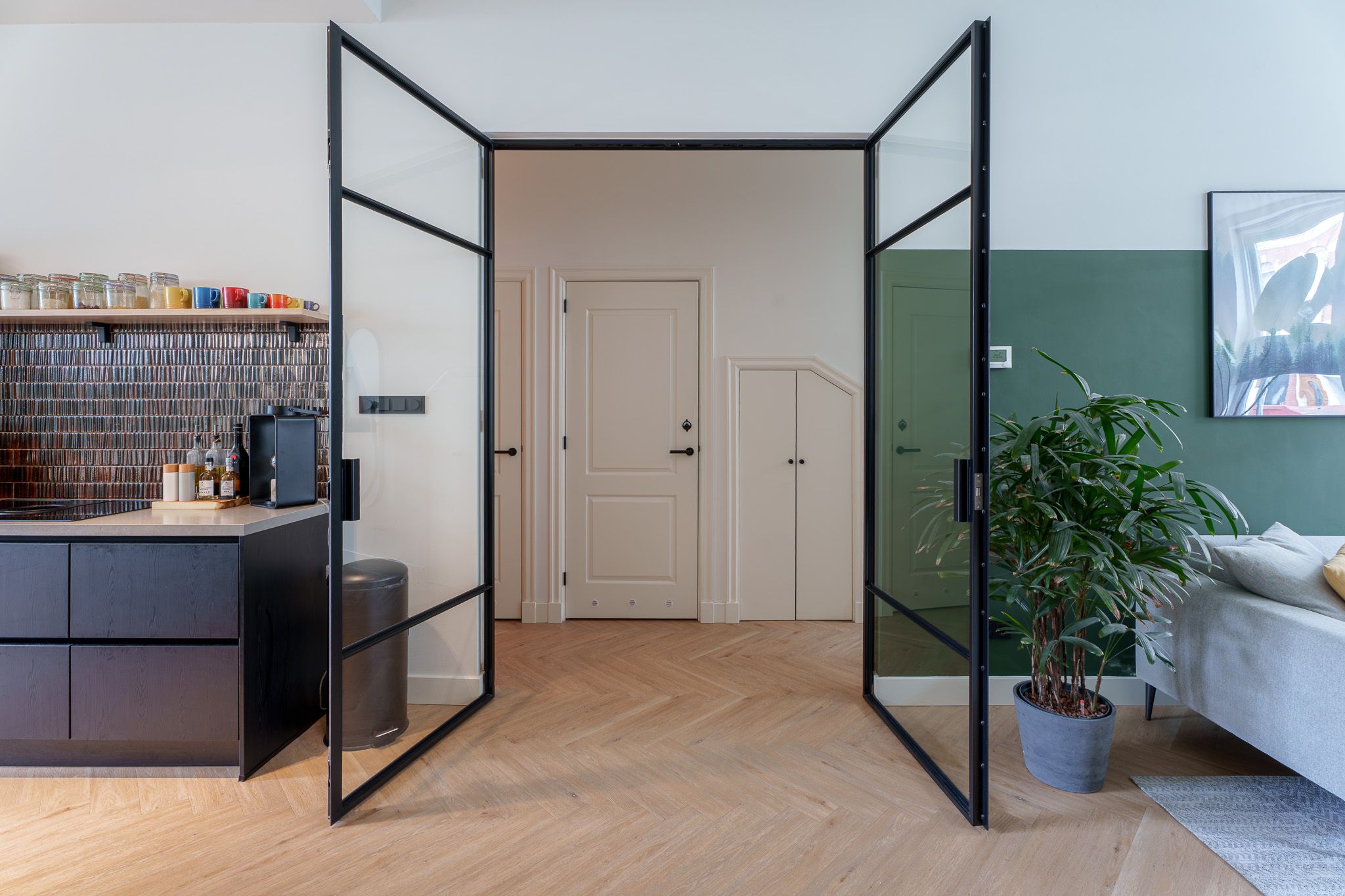 Foto 6 van Rijklof van Goensstraat 48