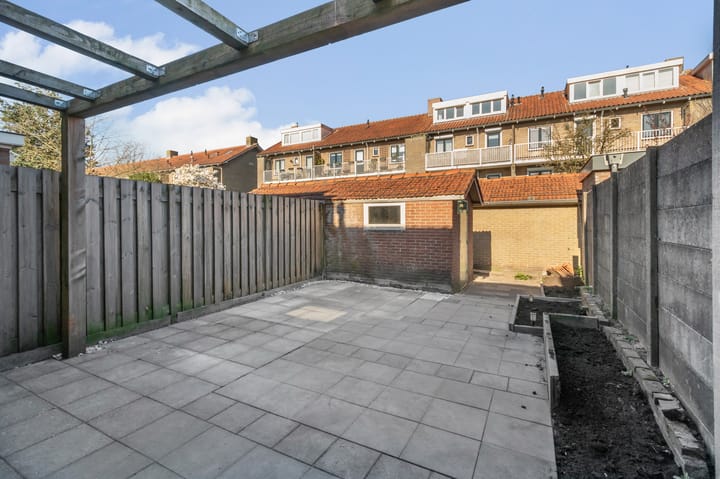 Foto 14 van J.P. Coenstraat 130