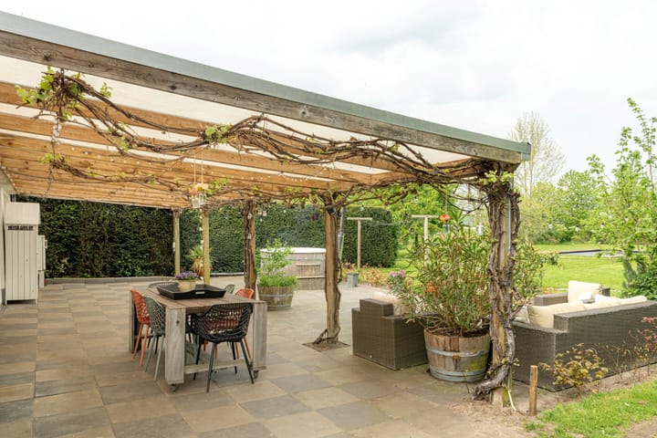 Foto 40 van Aengwirderweg 297