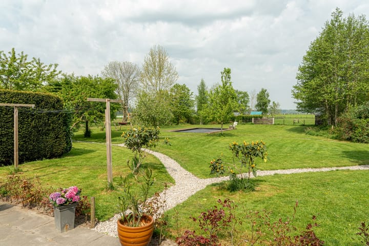 Foto 44 van Aengwirderweg 297