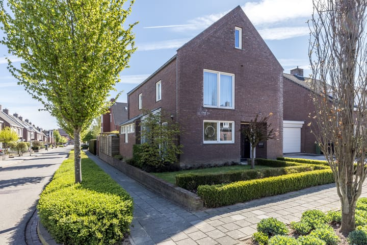 Foto 1 van Laathovenlaan 6