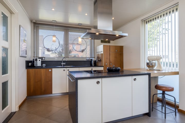 Foto 14 van Laathovenlaan 6