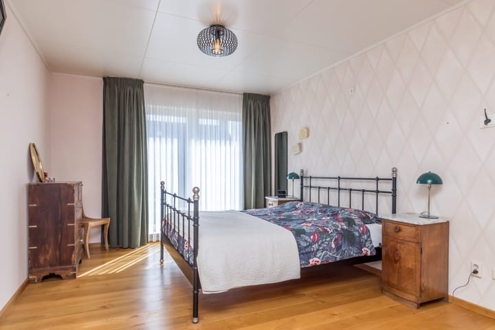 Foto 18 van Laathovenlaan 6