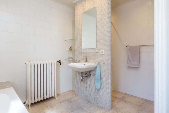 Foto 26 van Laathovenlaan 6