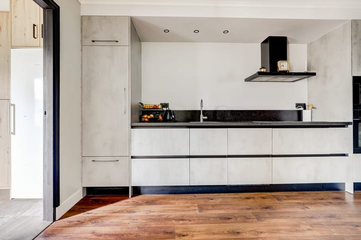 Photo 12 of Esdoornstraat 27