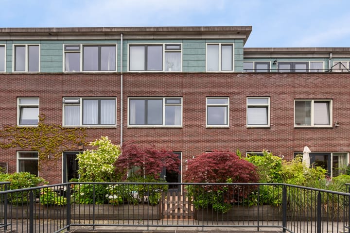 Foto 1 van Adikade 10