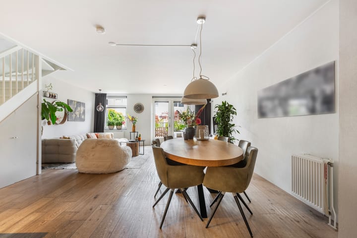 Foto 9 van Adikade 10