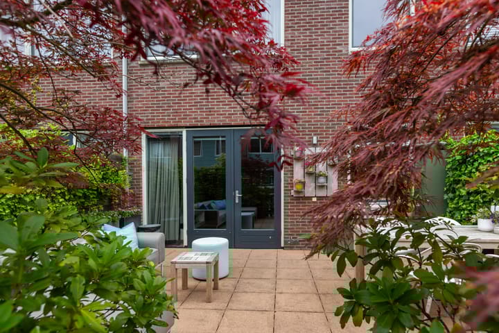 Foto 19 van Adikade 10