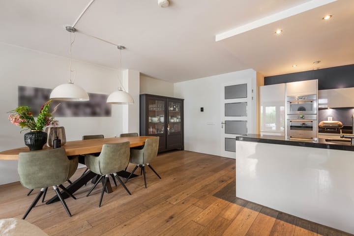 Foto 24 van Adikade 10