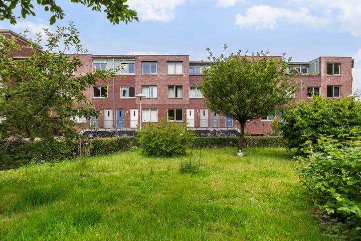 Foto 41 van Adikade 10