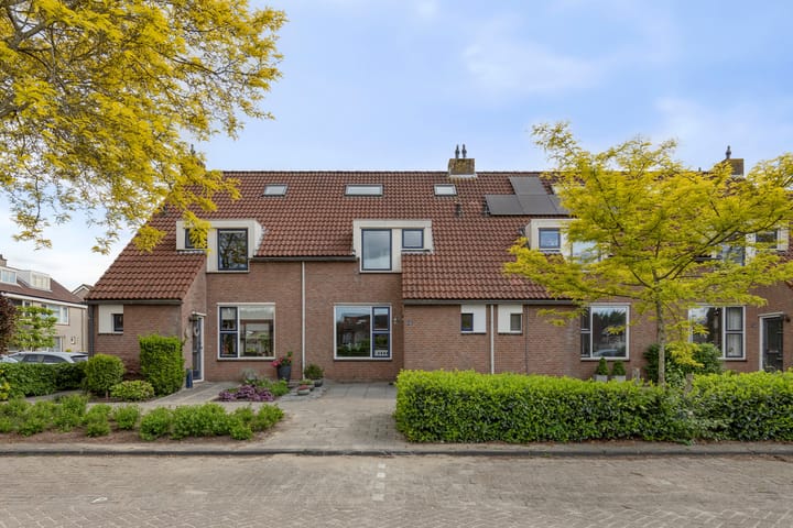 Foto 1 van Albert Schweitzerlaan 12