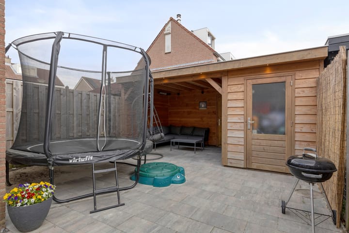 Foto 18 van Albert Schweitzerlaan 12