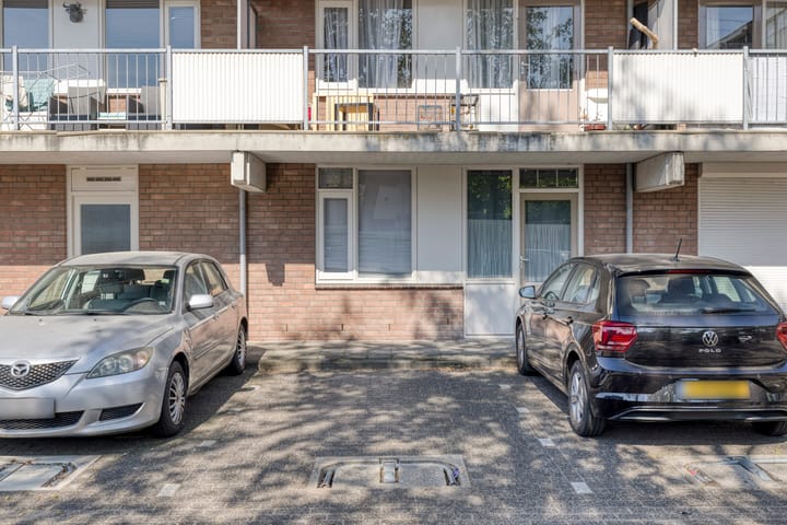 Foto 22 van Meijer van Leeuwenstraat 59