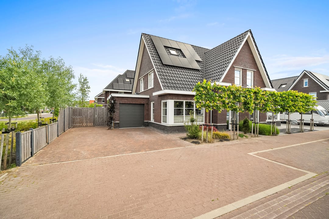 Photo 1 of Draadzegge 56