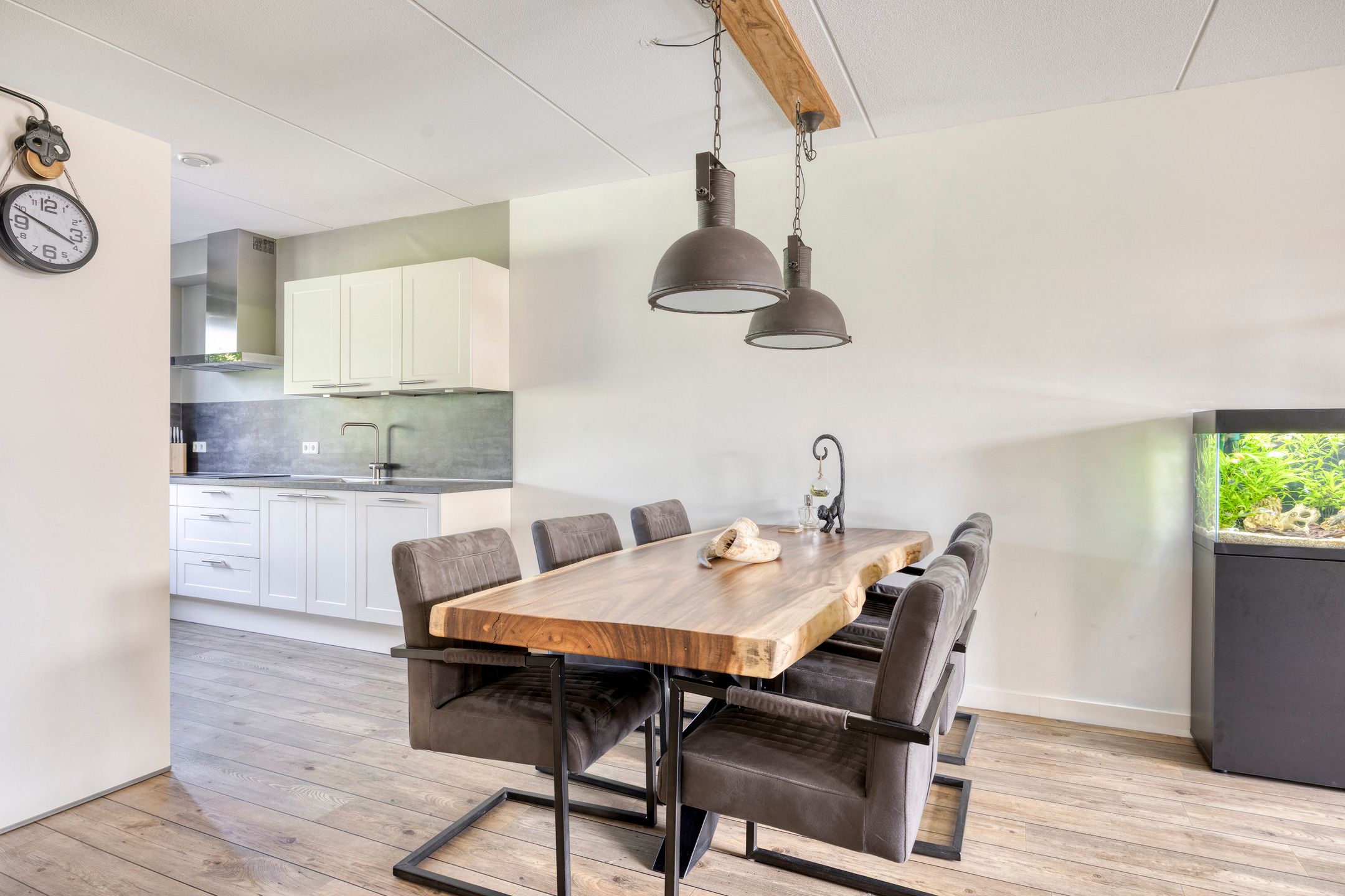 Foto 12 van Witbolgras 2