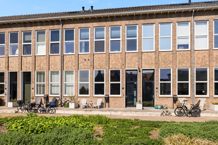 Foto 3 van Burg H v Sleenstr 10