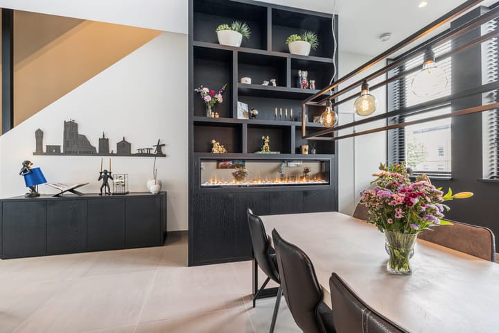 Foto 12 van Burg H v Sleenstr 10