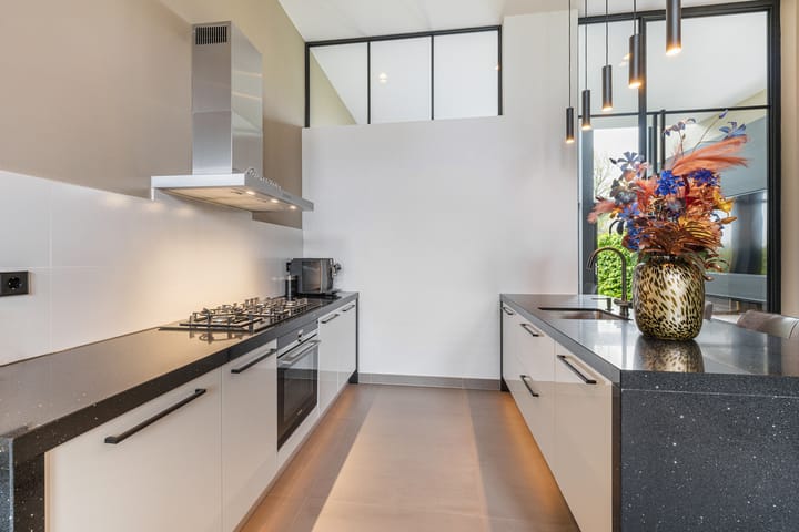 Foto 15 van Burg H v Sleenstr 10