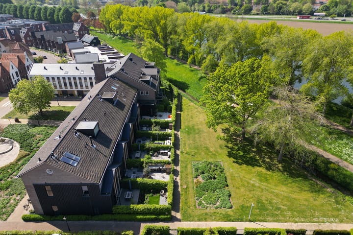 Foto 50 van Burg H v Sleenstr 10