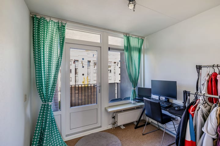 Photo 35 of Staalstraat 150