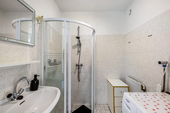 Photo 44 of Staalstraat 150