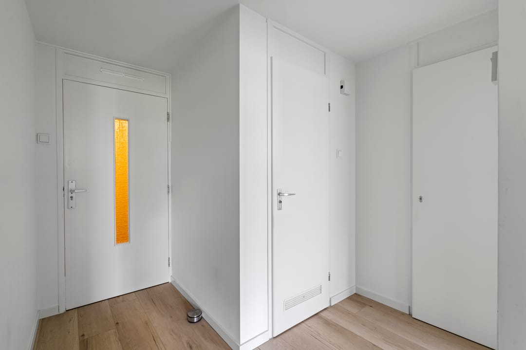 Photo 2 of Sans Souci 48