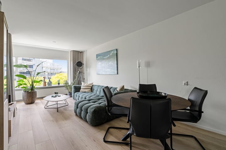 Photo 4 of Sans Souci 48