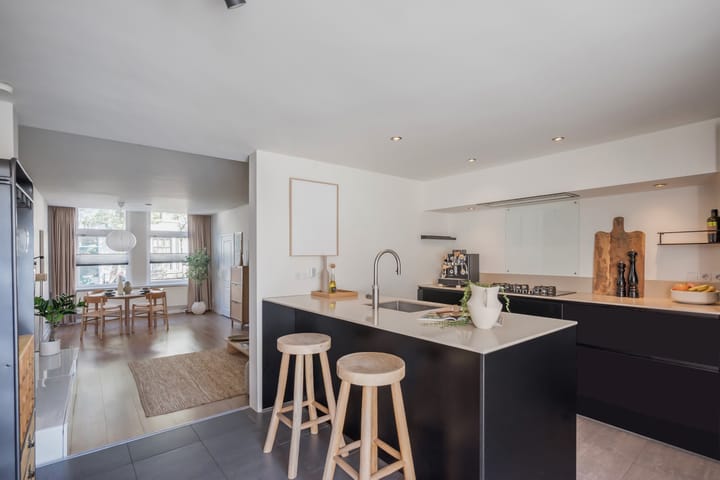 Foto 14 van Oranjeboomstraat 144