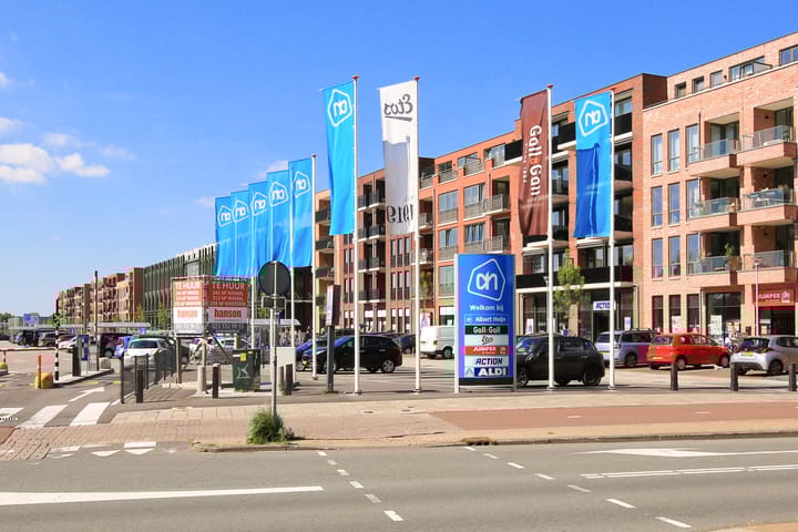 Foto 41 van Oranjeboomstraat 144