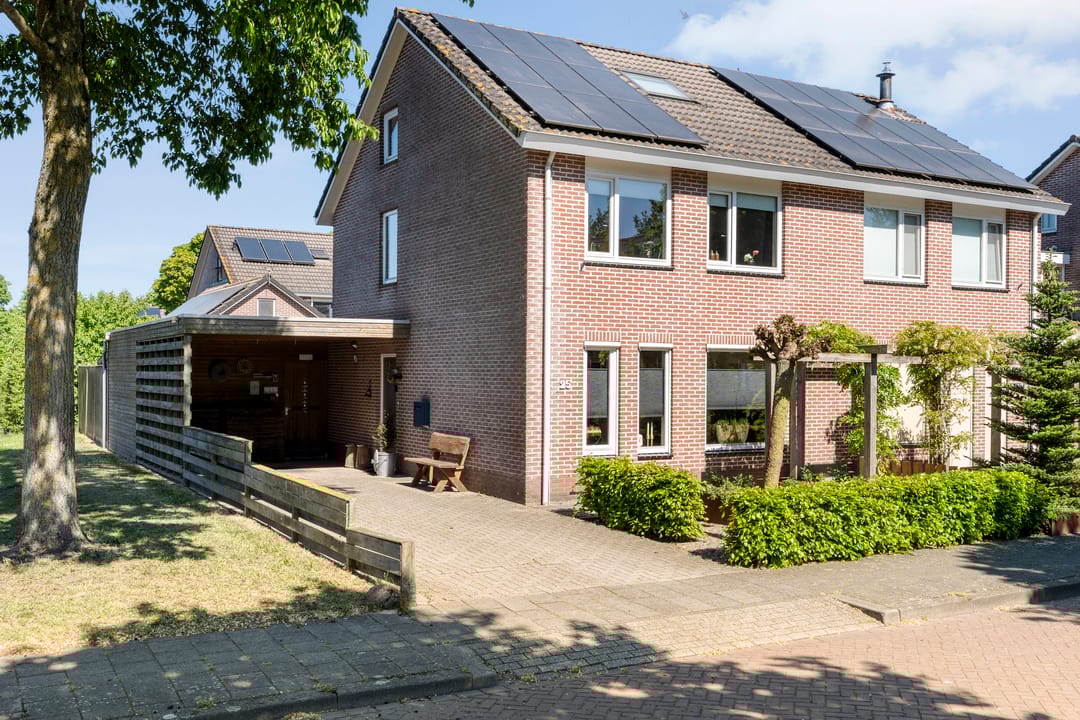 Foto 1 van Sperwer 25