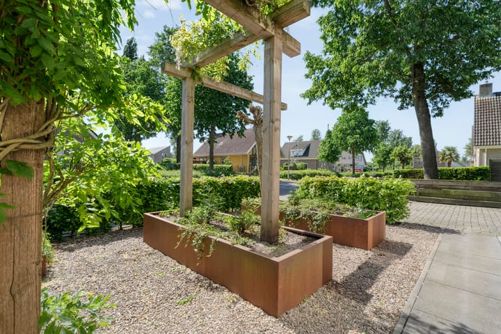 Photo 5 of Sperwer 25