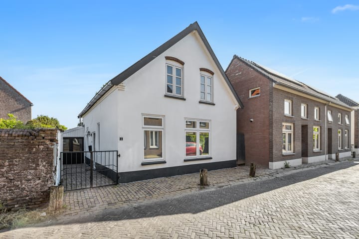 Foto 2 van Hooistraat 4