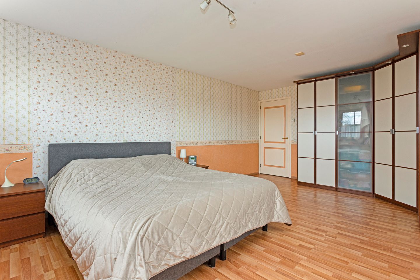 Foto 25 van Voordorpsedijk 9