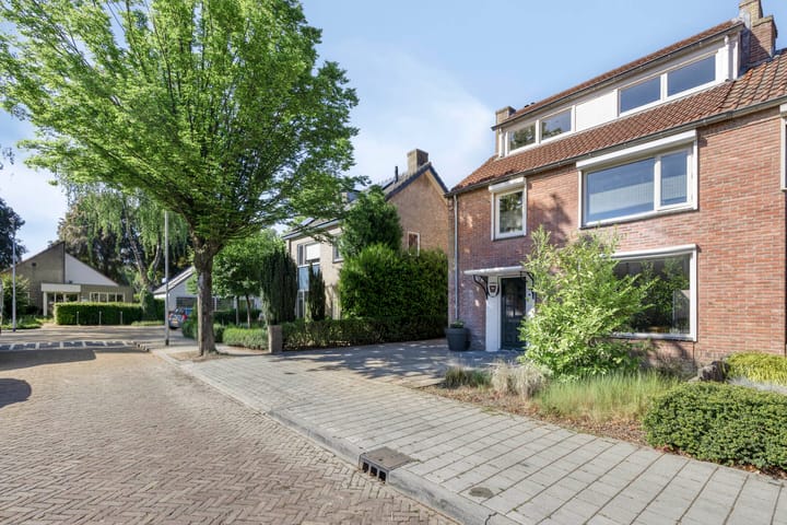 Foto 36 van De Ripsstraat 4