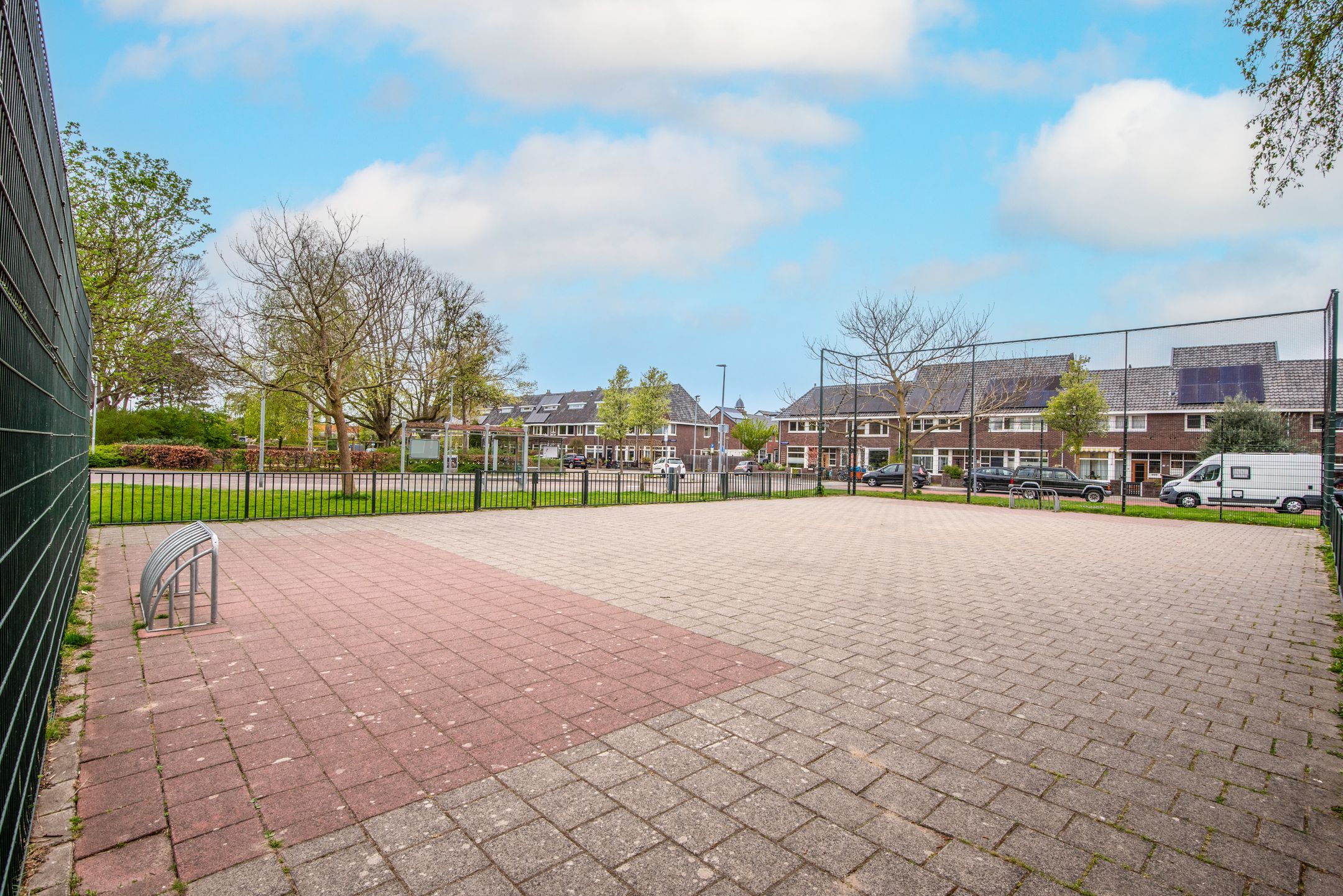 Photo 39 of Dr.Schaepmanstraat 16